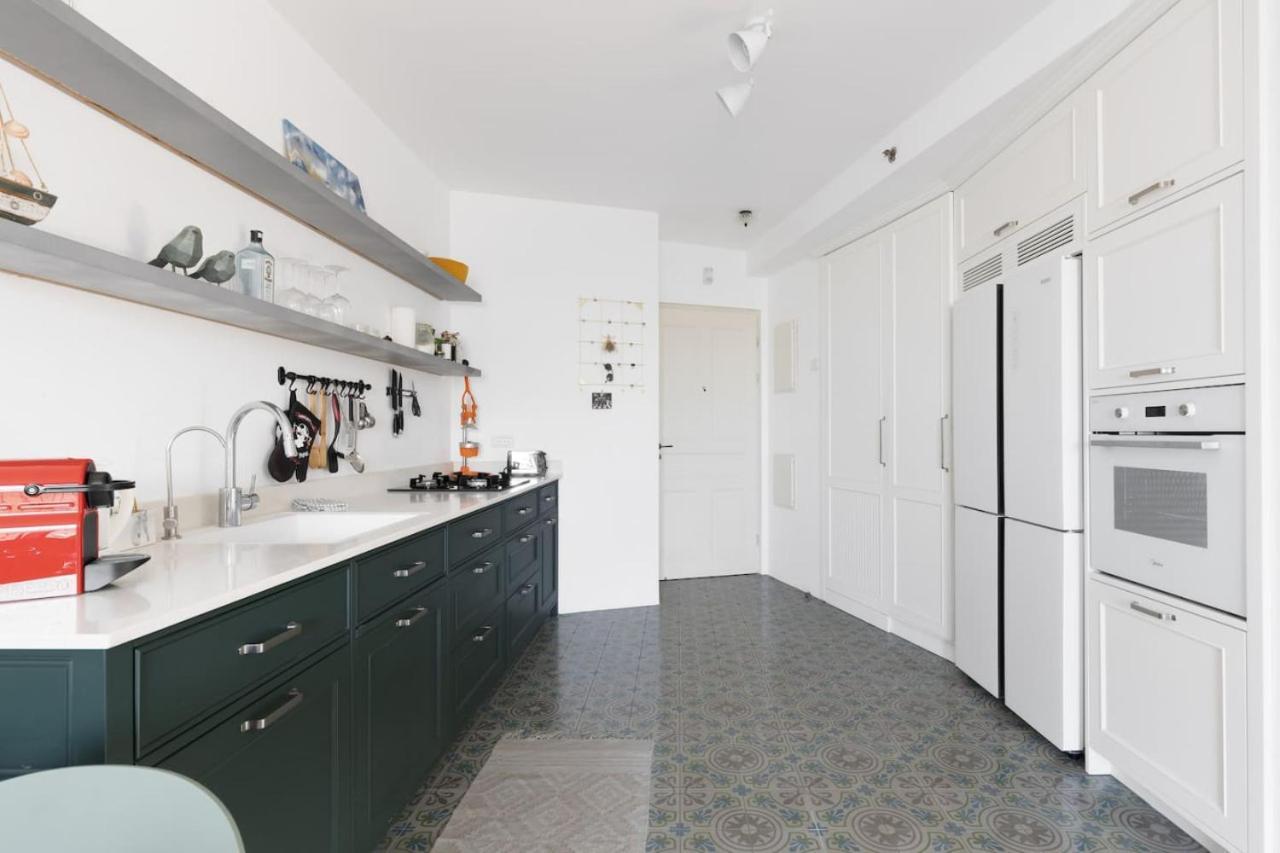 Elegant Apartment W Balcony & Mamad In Heart Of Tel Aviv By Sea N' Rent Ngoại thất bức ảnh