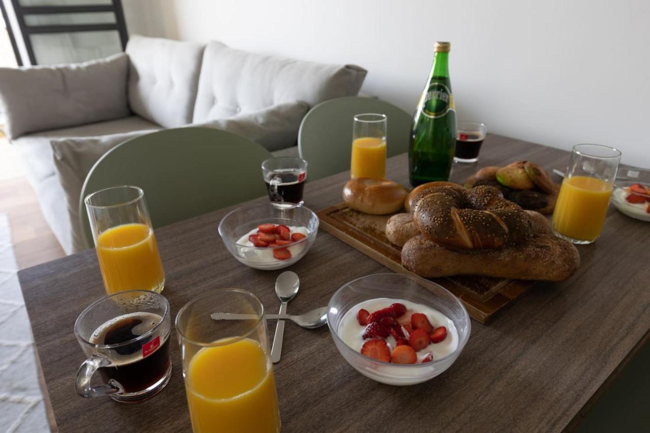 Elegant Apartment W Balcony & Mamad In Heart Of Tel Aviv By Sea N' Rent Ngoại thất bức ảnh