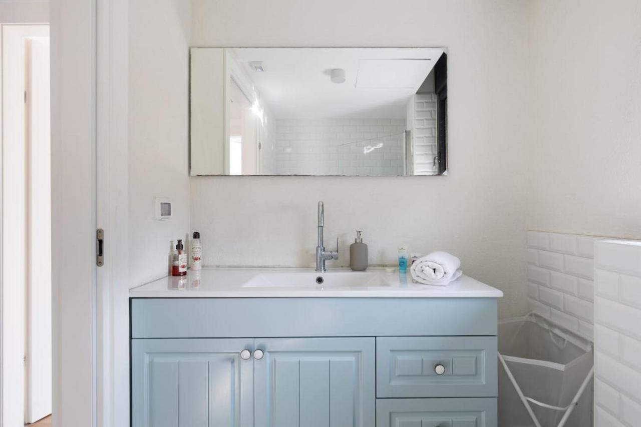 Elegant Apartment W Balcony & Mamad In Heart Of Tel Aviv By Sea N' Rent Ngoại thất bức ảnh